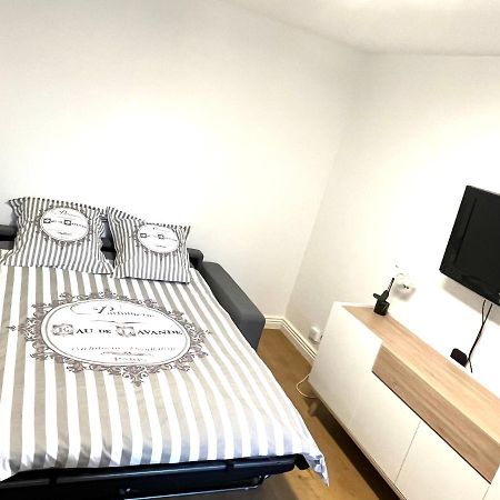 Deux Pieces Cosy A La Croisette Apartment Carrières-sous-Poissy Екстериор снимка